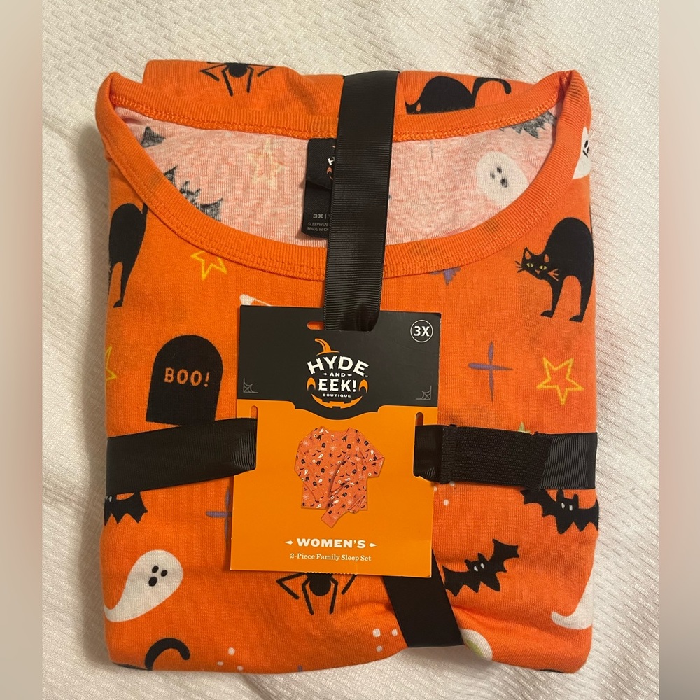 BNWT Halloween Pajamas 3x